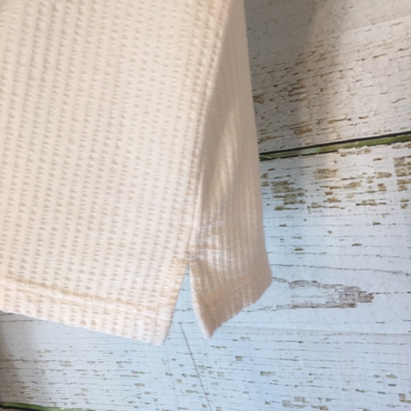 MOUNTAIN LAKE waffle knit top - Picture 5 of 9